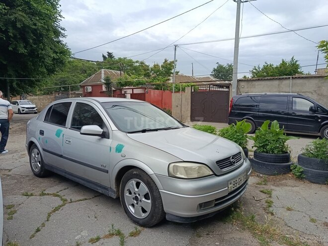 Opel Astra-2