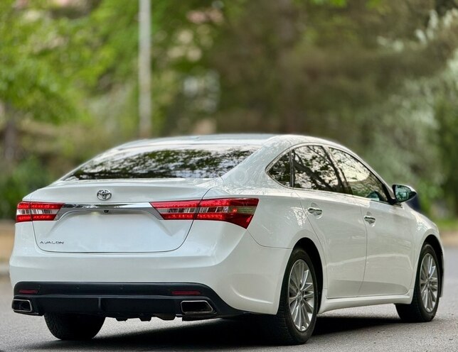 Toyota Avalon-4