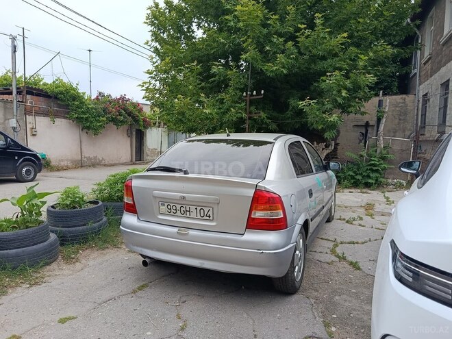 Opel Astra-4