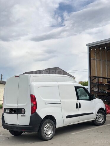 Fiat Doblo-3