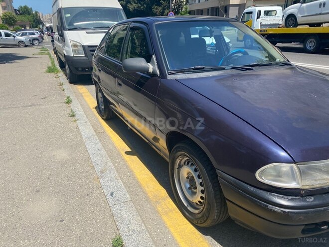 Opel Astra-8