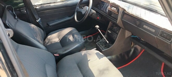 LADA (VAZ) 2107-15