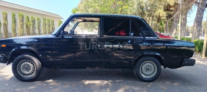 LADA (VAZ) 2107-10