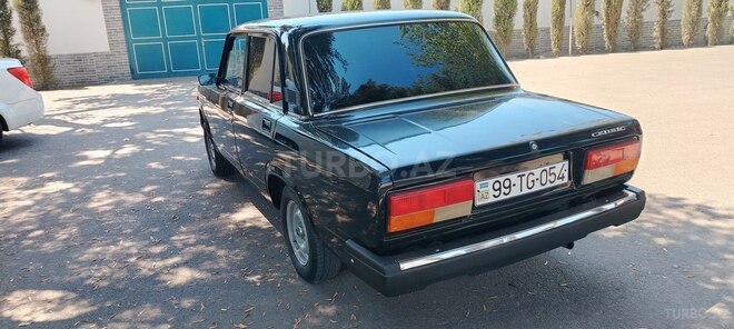 LADA (VAZ) 2107-11