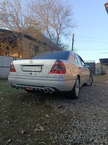 Mercedes C 250-4