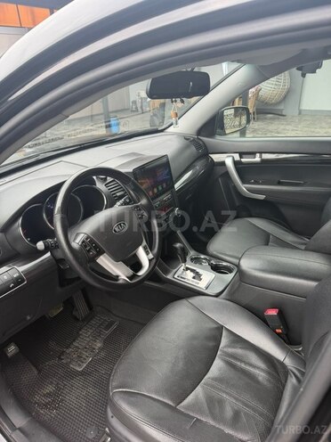 Kia Sorento-4