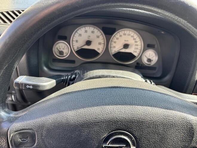 Opel Astra-7