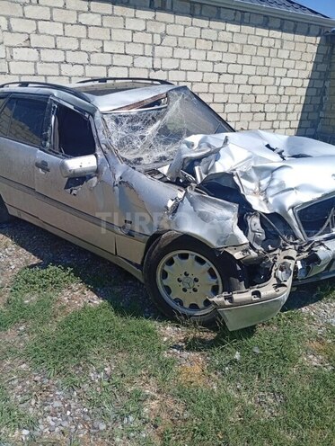 Mercedes C 220-3
