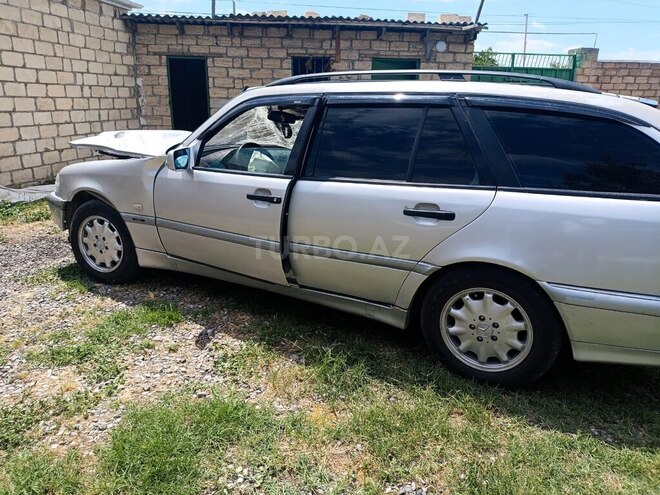 Mercedes C 220-8