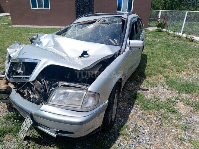 Mercedes C 220-17
