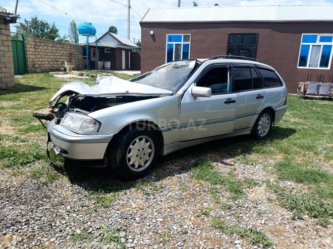 Mercedes C 220-16