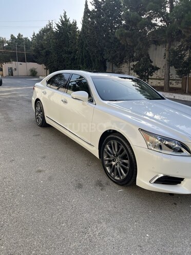 Lexus LS 460-2
