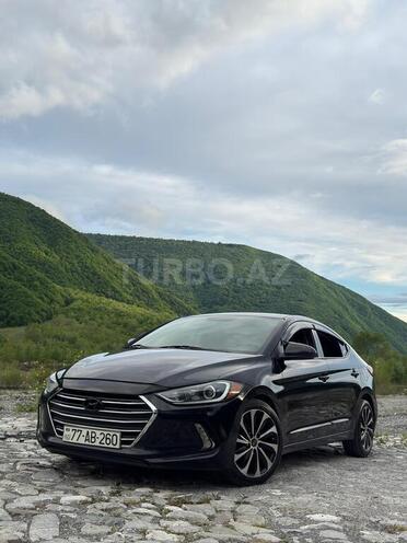 Hyundai Elantra-1