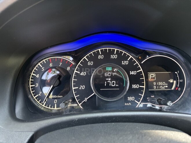 Nissan Note-10