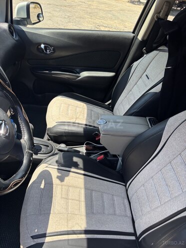Nissan Note-7