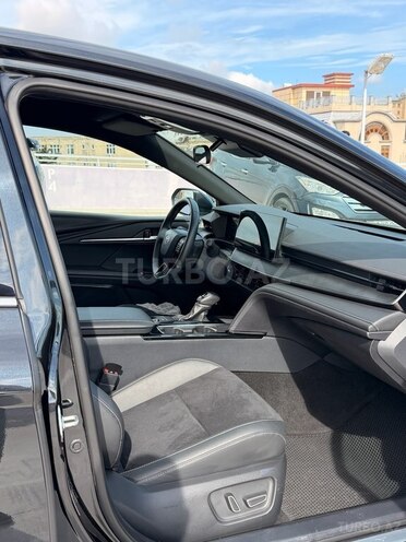 Toyota Camry-10