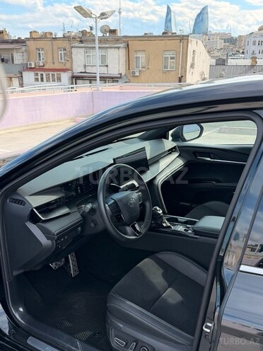 Toyota Camry-7