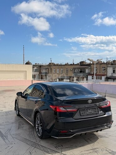 Toyota Camry-5