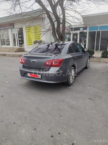 Chevrolet Cruze-4