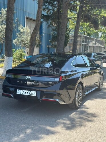Hyundai Sonata-6