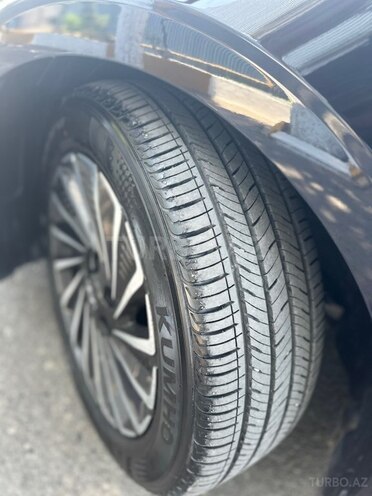 Hyundai Sonata-20