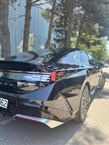 Hyundai Sonata-8