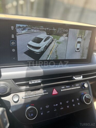 Hyundai Sonata-14