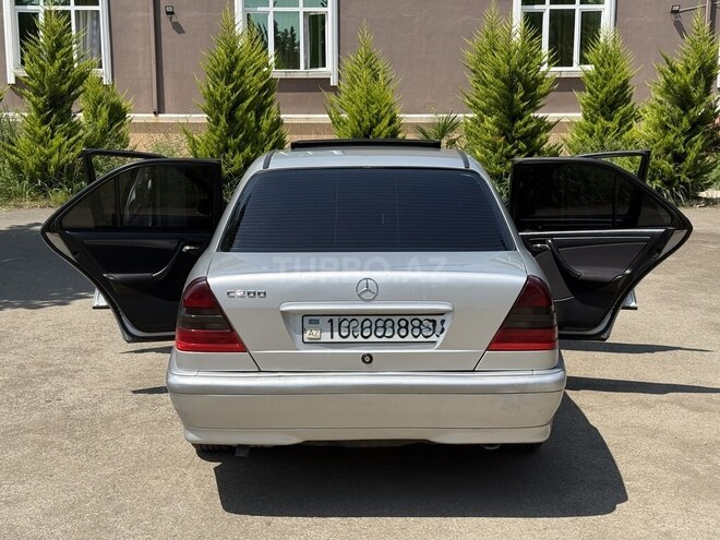 Mercedes C 180-4
