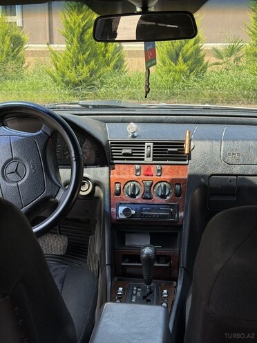 Mercedes C 180-5