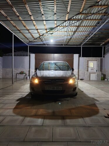 Kia Ceed-10
