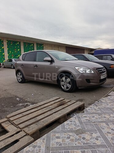 Kia Ceed-7