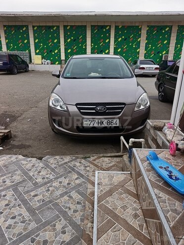Kia Ceed-1