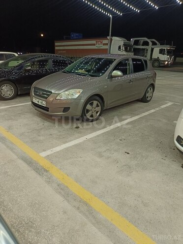 Kia Ceed-5