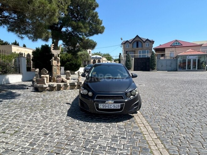 Chevrolet Aveo-3
