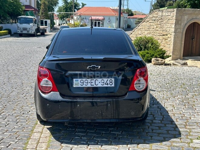 Chevrolet Aveo-4