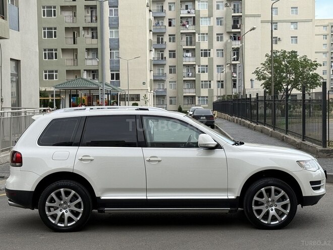 Volkswagen Touareg-13