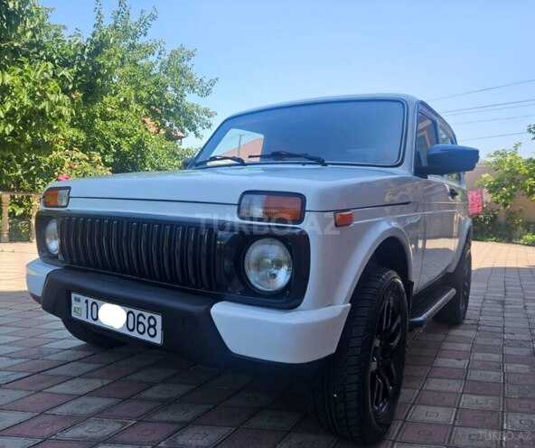 LADA (VAZ) Niva-2