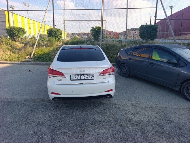 Hyundai i40-3
