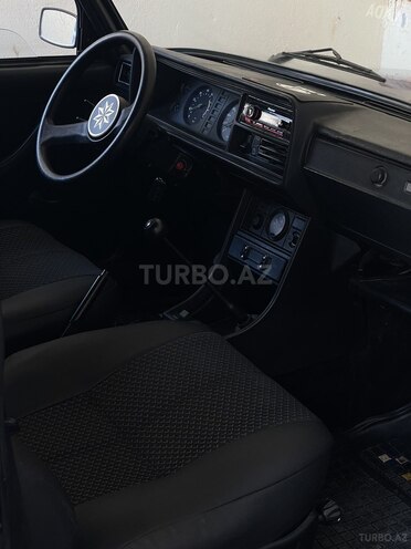 LADA (VAZ) 2107-8