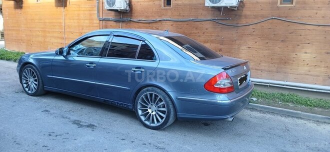 Mercedes E 320-3