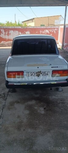 LADA (VAZ) 2107-2