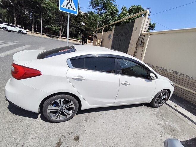 Kia Cerato-4