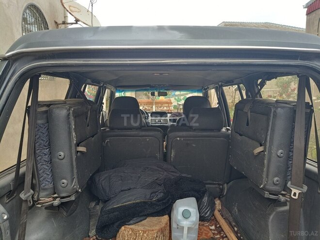 Mitsubishi Pajero-7