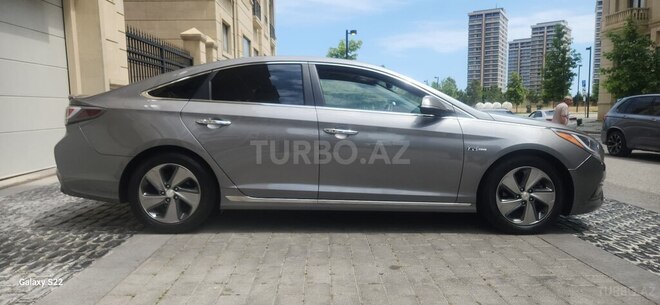 Hyundai Sonata-7