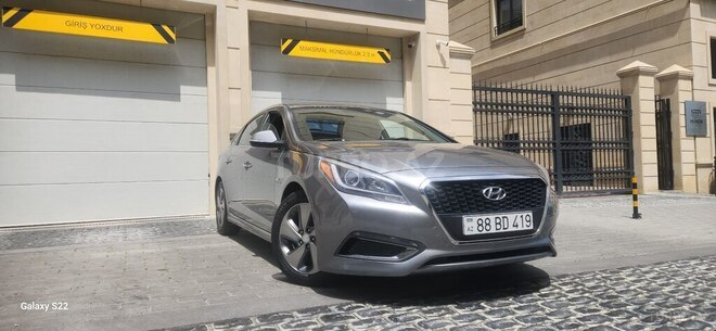Hyundai Sonata-9