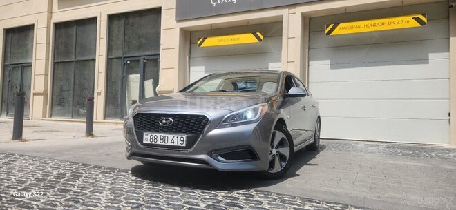 Hyundai Sonata-10