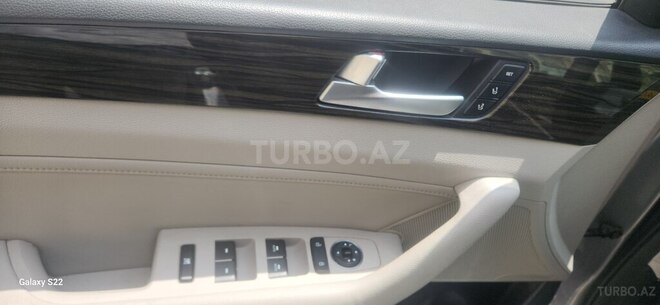 Hyundai Sonata-13