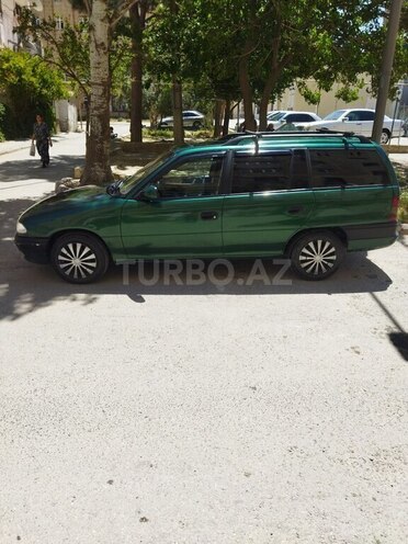 Opel Astra-12