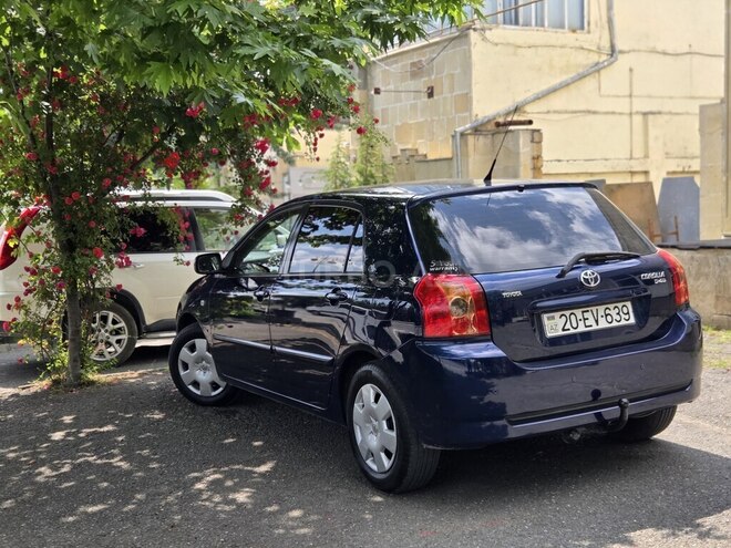 Toyota Corolla-4