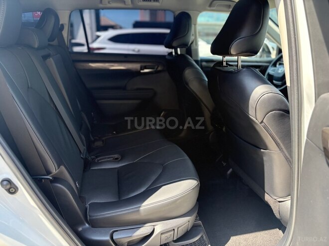 Toyota Highlander-10